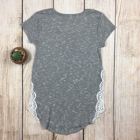 [Almost Famous] Gray Textured Shirt w White Lace - Picture 8 of 8